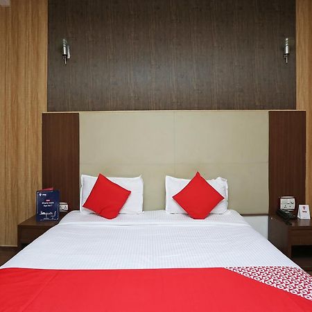 Oyo 10690 Florence Hotel Raipur  Exterior photo
