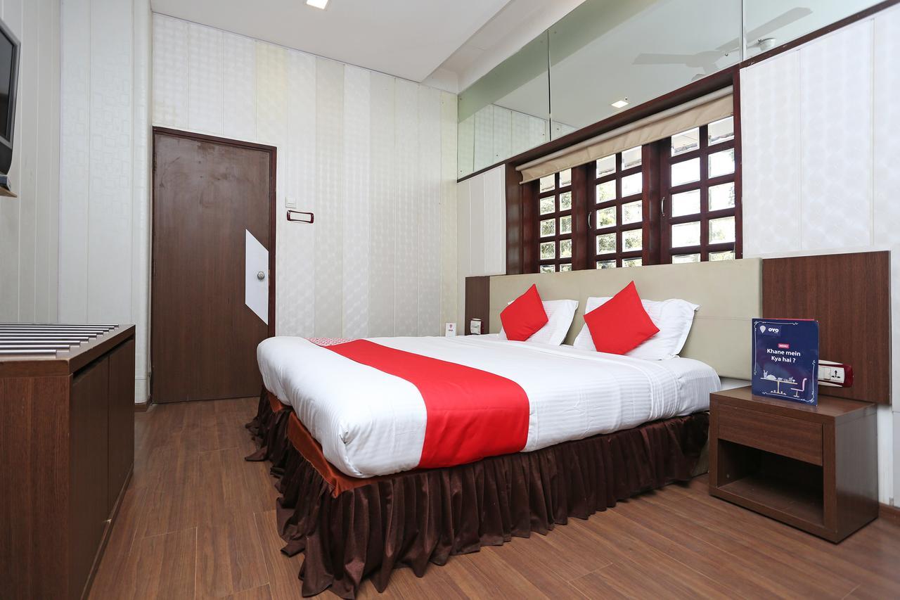 Oyo 10690 Florence Hotel Raipur  Exterior photo